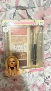 Makeup Paris Hilton 5 Pc Highlight & Contour Palette Highlight With Brush