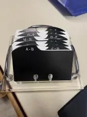 OIA Kristal Acrtlic Index Card Holder