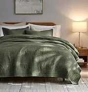 palassio Striped Olive Green 100% Cotton Quilt Queen Size Bedding Sets, Lightweight Crinkly Channel Pick Stitch Textured Bedspread Soft Shabby Chic Farmhouse Country Coverlet for All Season, 2 Shams