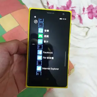 出清經典收藏  Nokia Lumia 1020  黃色  外觀95成新   4100萬  單手機  附旅充