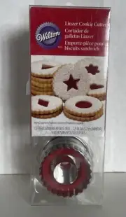 Wilton Linzer Cookie Press Cutter Never Used in Box Complete