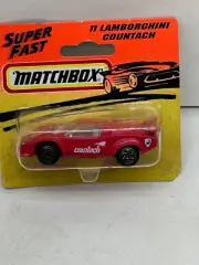 1993 MATCHBOX SUPERFAST 11 RED LAMBORGHINI COUNTACH LP 5000S NEW ON DAMAGED CARD