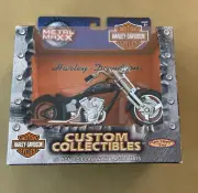 Harley Davidson 1:17 FXSTS/FXSTSI Springer Softail Spin Master Metal Maxx - NEW