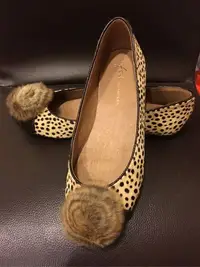 在飛比找Yahoo!奇摩拍賣優惠-fed 毛球 豹紋 平底鞋 娃娃鞋