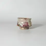 Ash glaze shinsha red guinomi sake cup with wooden box. Keita Yamato. Hagiyaki.