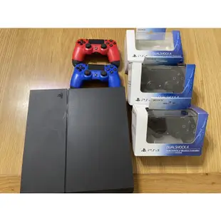 PS4 主機  CUH-1207B 系列 1TB PS4 二手近全新 附兩个二手手把 與兩個全新手把