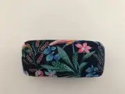 Vera Bradley Clamshell Sunglass/Eyeglass Case FLAMINGOGARDEN Tropical Exact 1