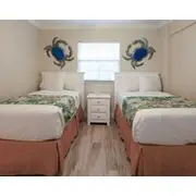 Quiescent 2br Condo W/ Lush Views
