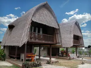 倫邦岸島的1臥室小屋 - 200平方公尺/1間專用衛浴Beach view! Balinese Wooden Hut
