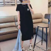 在飛比找蝦皮購物優惠-Linda中大碼女生衣櫥 大尺碼洋裝 連身裙 寬松收腰 T恤