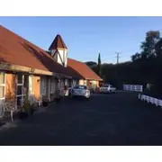 Castle Court Motel