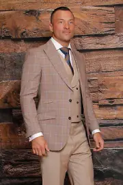 NWT 44R MENS CAMEL 2 BUTTON 3PC COMPOSE SUIT DB VEST,MODERN FIT, 2 SIDE VENT