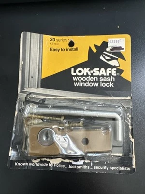 Vintage Lok-Safe Wooden Sash Window Locks New Old stock Open Box W/ 2 Keys. 218
