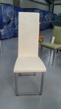 在飛比找Yahoo!奇摩拍賣優惠-宏品2手家具店 F52519白色皮製高背椅*書桌椅 電腦椅 