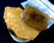 Libyan Desert Glass Meteorite Tektite impact specimen( 925 crt)Dark insider Gem