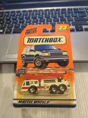 MatchBox in Blister Pack - Series 4 - #23 - Extending Ladder Fire Truck