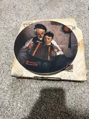 "The Music Maker" Norman Rockwell Knowles plate
