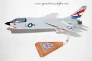 VC-10 Challengers F-8 Crusader Model,Vought F-8 Crusader,18",Mahogany Scale
