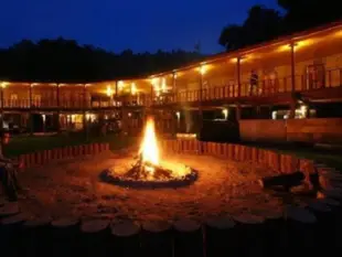 卡倫山部落旅館Karen Hill Tribe Lodge
