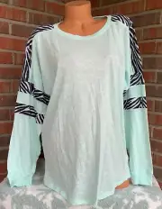 Victorias Secret PINK sz Large Varsity T-Shirt Top Mint Zebra Print Long Sleeve