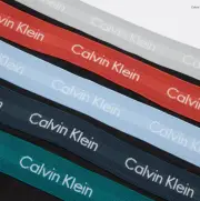 Calvin Klein Classic Fit Cotton Men’s Trunk 5Pack Black, Color Waist,Size M