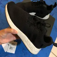 在飛比找蝦皮購物優惠-Adidas NMD_R2-經典黑白配色