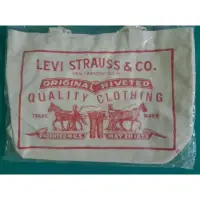 在飛比找蝦皮購物優惠-LEVI'S1873起源款(白色)-沒有單賣+Kitty摺疊