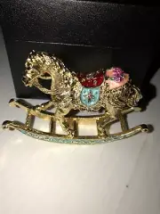 Keren Kopal Golden Rocking Horse