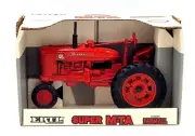 Ertl 1991 McCormick Farmall Super M-TA Diecast Tractor 1:16 Scale Red Vintage