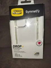 OTTERBOX Symmetry Case for iPhone 12 & 12 Pro - Clear