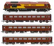 Hornby R30251 OO Gauge EWS Business Train Pack