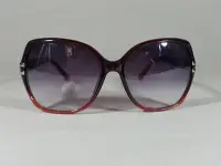 在飛比找Yahoo!奇摩拍賣優惠-[銀九藝] Hiponi 二手 太陽眼鏡 鏡片有瑕疵