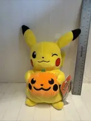 2021 Pokemon Pikachu Licensed Holding A Pumpkin 9” Plush Halloween New W/ Tags