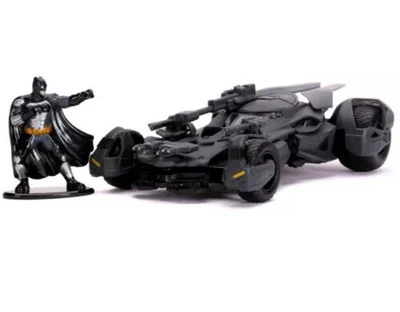 Jada Toys DC Comics Justice League Batman & Batmobile 1:32 Die Cast Vehicle NIB