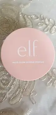 E.L.F. Halo Glow Setting Powder Meduim + Halo Glow Powder Puff (New)