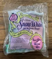 1992 McDonald's Happy Meal Toy Snow White & the Seven Dwarfs (SW & Wishing Well)