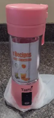 Tastli Portable Electric Juicer USB Rechargeable Handheld Smoothie Blender