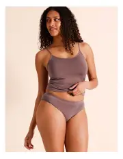 [Soho] Seamless High Cut Brief in Mauve