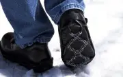Yaktrax Walker Ice Snow Traction Cleats Shoe Spikes Size XS