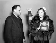 Helen Menken receives Radio Stars Award from Lester C Grady edit 1940s Old Photo