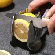 Aluminum Alloy/Plastics Kitchen Handheld Orange Lemon Slicer Tomato Cutting Clip