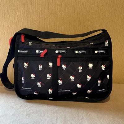 Lesportsac Hello Kitty Large Deluxe Everyday Bag with Charm NWT
