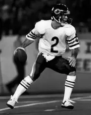 Football Doug Flutie Of The Chicago Bears Drops Back To Pass 1986 OLD PHOTO