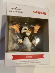 NEW in Box! Hallmark Christmas Ornament GREMLINS GIZMO Warner Bros Figure
