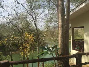 賽幽克河旅館Saiyok River House