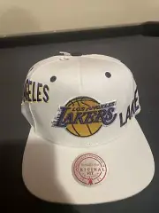 Los Angeles Lakers NBA White Mitchell & Ness Snapback Men’s OSFA hat cap