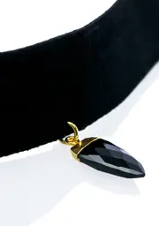[Vanessa Mooney] The Onyx Stone Choker