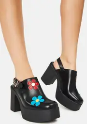 [Lamoda] She's A Wildfire Chunky Platform Heels