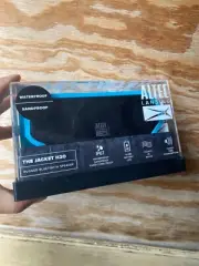 Altec Lansing The Jacket H2O Rugged Bluetooth Speaker New Sealed Blue
