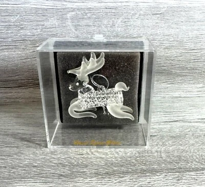 Crystal Glass Reindeer Figurine With Frosted & Clear Details In Display Box